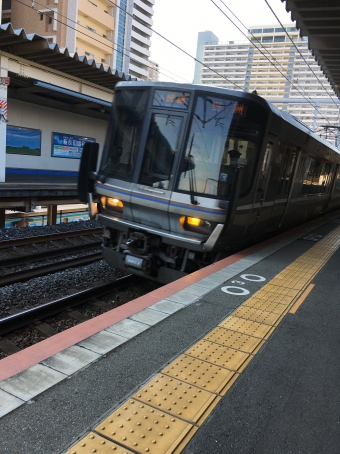 JR西日本223系電車 鉄道フォト・写真 by くらぼんぼんさん 新長田駅 (JR)：2021年12月29日10時ごろ