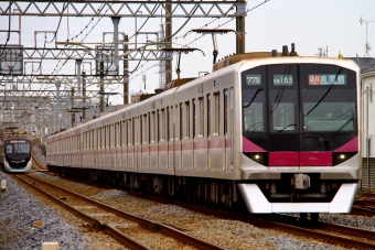東京メトロ 08-103 (営団08系) 車両ガイド | レイルラボ(RailLab)