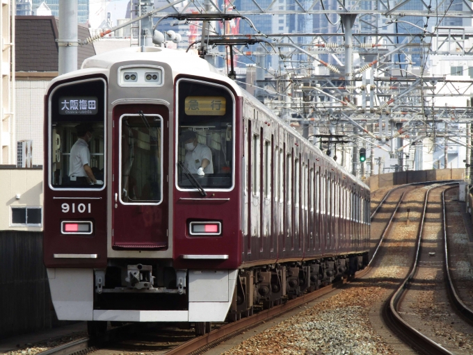 鉄道フォト・写真：阪急電鉄 阪急9000系電車 9101 三国駅 (大阪府) 鉄道フォト・写真 by I love 阪急電車さん - 撮影日 2022/07/10 16:18