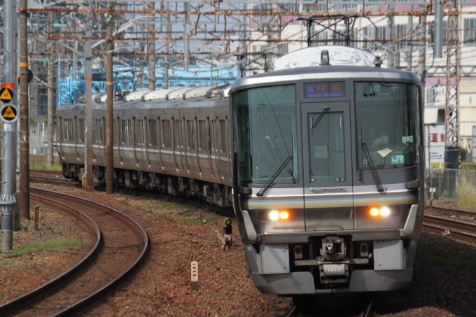 鉄道フォト・写真：JR西日本223系電車 クハ222-1012 岸辺駅 鉄道フォト・写真 by I love 阪急電車さん - 撮影日 2023/05/27 15:13