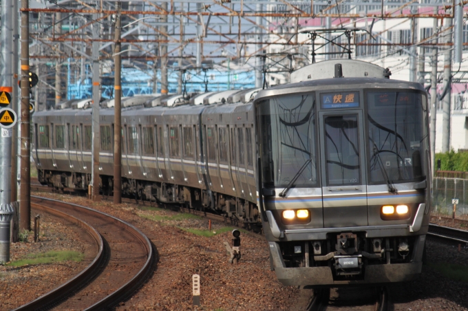 鉄道フォト・写真：JR西日本223系電車 クハ222-2025 岸辺駅 鉄道フォト・写真 by I love 阪急電車さん - 撮影日 2023/05/27 16:09