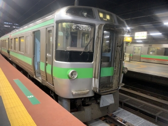 JR北海道 721系 鉄道フォト・写真 by SE kitaさん 札幌駅：2022年11月12日16時ごろ