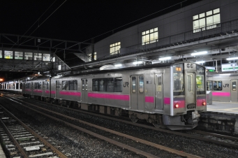 JR東日本 クハ700形 クハ700-21 鉄道フォト・写真 by ABEさん 秋田駅：2022年10月30日17時ごろ