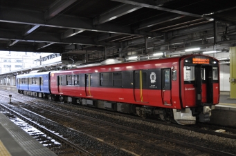 JR東日本 EV-E801形(Mc) EV-E801-1 鉄道フォト・写真 by ABEさん 秋田駅：2023年03月26日16時ごろ