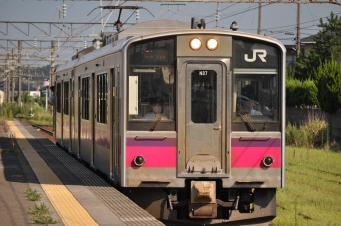 JR東日本 クハ700形 クハ700-37 鉄道フォト・写真 by ABEEEEEさん 土崎駅：2023年08月19日08時ごろ