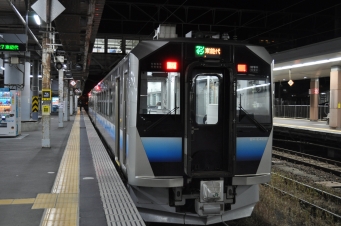 JR東日本 GV-E402形 GV-E402-21 鉄道フォト・写真 by ABEさん 秋田駅：2022年11月11日21時ごろ