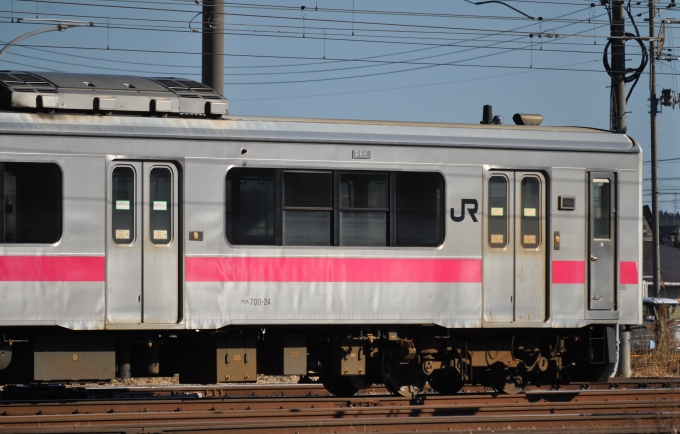 JR東日本 クハ700形 クハ700-24 鉄道フォト・写真 by ABEさん 秋田駅：2024年02月18日14時ごろ