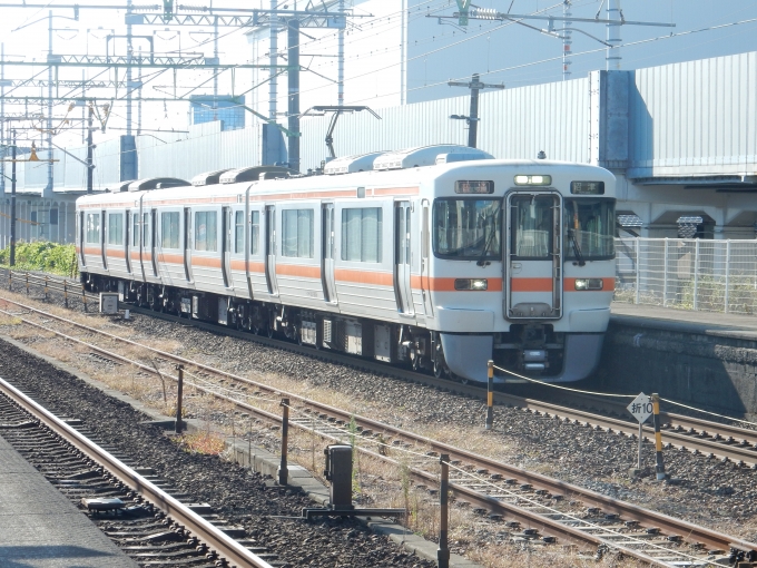 鉄道フォト・写真：JR東海313系電車 クモハ313-2606 草薙駅 (JR) 鉄道フォト・写真 by 313系2350番台W1編成海シスさん - 撮影日 2022/11/18 13:40