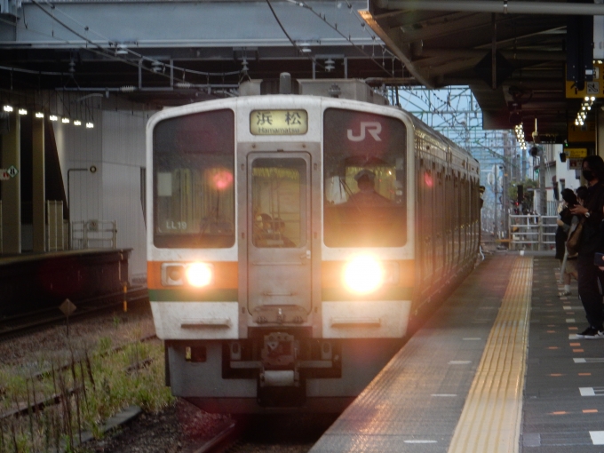 鉄道フォト・写真：JR東海 国鉄211系電車 クハ210-5044 草薙駅 (JR) 鉄道フォト・写真 by 313系2350番台W1編成海シスさん - 撮影日 2022/11/22 16:13