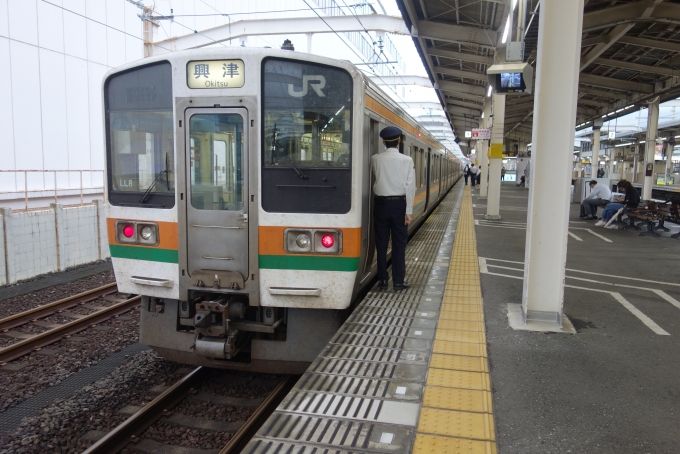 鉄道フォト・写真：JR東海 国鉄211系電車 クハ210-5026 静岡駅 鉄道フォト・写真 by 313系2350番台W1編成海シスさん - 撮影日 2022/10/06 17:04