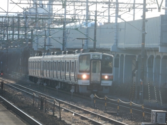 JR東海 クモハ211形 クモハ211-5042 鉄道フォト・写真 by 313系2350番台W1編成海シスさん 草薙駅 (JR)：2023年02月28日16時ごろ