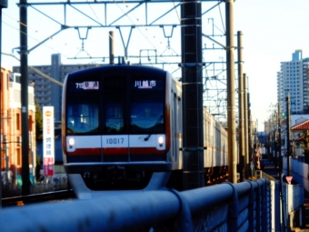 東京メトロ10000形(CT) 10017 鉄道フォト・写真 by 東武9050型さん ：2022年01月05日15時ごろ