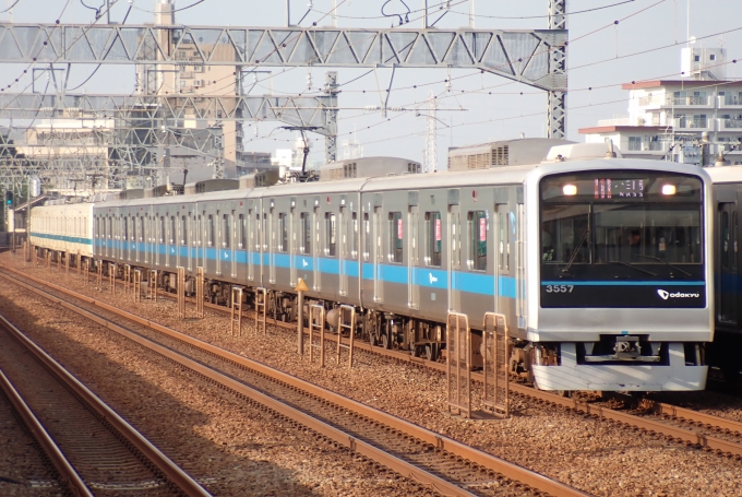 鉄道フォト・写真：小田急電鉄 小田急3000形電車(2代) 3557 和泉多摩川駅 鉄道フォト・写真 by Shibaさん - 撮影日 2024/07/07 17:16