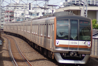 東京メトロ 10134 (東京メトロ10000系) 車両ガイド | レイルラボ(RailLab)