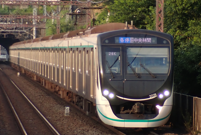 東急電鉄 2028 (東急2020系) 車両ガイド | レイルラボ(RailLab)