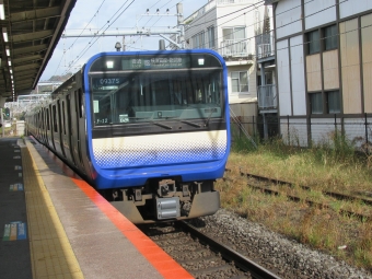 JR東日本E235系電車 鉄道フォト・写真 by はこね31さん 鎌倉駅 (JR)：2022年11月26日11時ごろ