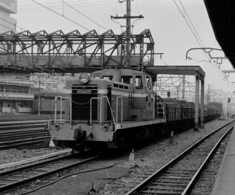 国鉄DD13形ディーゼル機関車 DD13-1 鉄道フォト・写真 by tetsu_miichanさん 池袋駅 (JR)：1975年07月23日00時ごろ