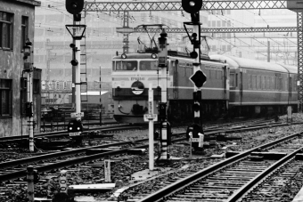 国鉄EF65形電気機関車 瀬戸(特急) EF65-541 鉄道フォト・写真 by tetsu_miichanさん 東京駅 (JR)：1975年03月10日00時ごろ
