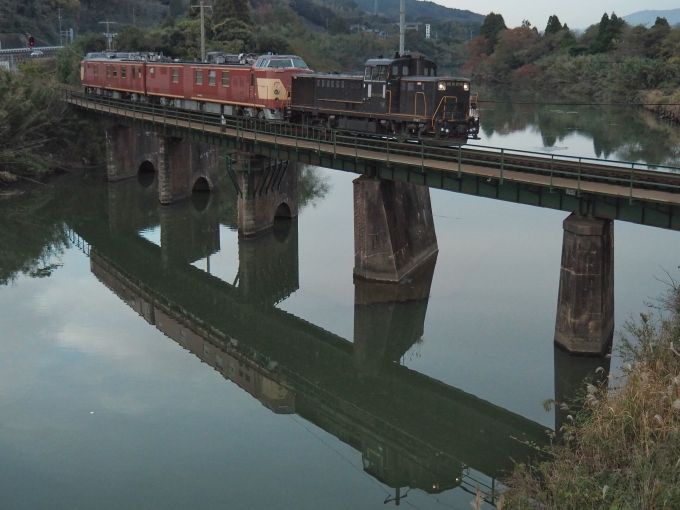 JR九州 国鉄DE10形ディーゼル機関車 DE10-1206 鉄道フォト・写真 by FM-805Dさん ：2019年11月22日16時ごろ