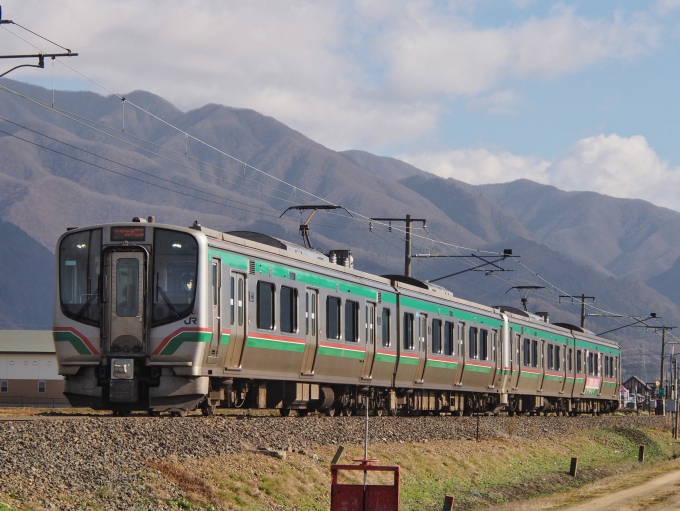 JR東日本E721系電車 あいづ(快速) 鉄道フォト・写真 by FM-805Dさん 猪苗代駅：2022年11月27日11時ごろ