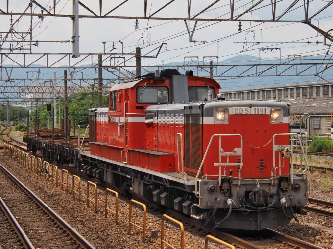 JR西日本 国鉄DD51形ディーゼル機関車 梅小路配給 DD51-1191 西大路駅 