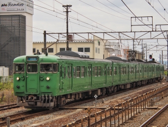 クハ111-5716 鉄道フォト・写真