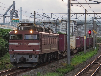 JR貨物 国鉄EF81形電気機関車 EF81-717 鉄道フォト・写真 by FM-805Dさん 八幡駅 (福岡県)：2021年09月25日06時ごろ