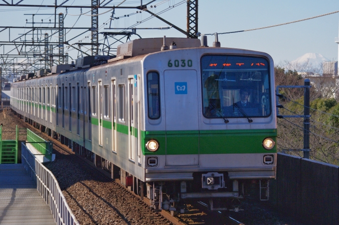 東京メトロ 6030 (営団6000系) 車両ガイド | レイルラボ(RailLab)