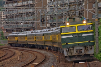 JR西日本 国鉄EF81形電気機関車 サロンカーなにわ EF81-44 鉄道フォト・写真 by FM-805Dさん 山崎駅 (京都府)：2015年09月26日08時ごろ