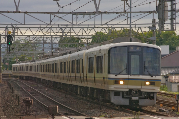 鉄道フォト・写真：JR西日本221系電車 山崎駅 (京都府) 鉄道フォト・写真 by FM-805Dさん - 撮影日 2015/09/26 07:38