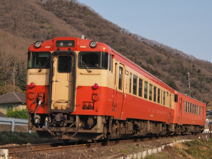 鉄道フォト・写真：JR西日本 国鉄キハ40系気動車 キハ40-2134 牧山駅 鉄道フォト・写真 by FM-805Dさん - 撮影日 2021/03/14 08:28