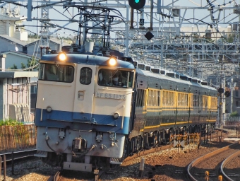JR西日本 国鉄EF65形電気機関車 サロンカーしおじ(なにわ) EF65-1135 鉄道フォト・写真 by FM-805Dさん 山陽垂水駅：2020年12月05日12時ごろ