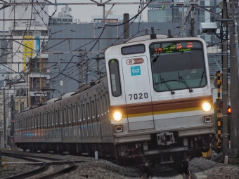 7120F 鉄道フォト・写真