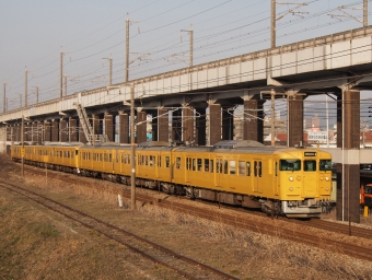 クモハ115-1550 鉄道フォト・写真