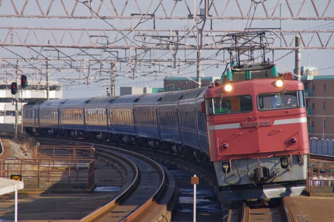 JR西日本 国鉄EF81形電気機関車 EF81-108 鉄道フォト・写真 by FM-805Dさん 大津京駅：2012年11月07日09時ごろ