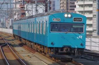 JR西日本 国鉄103系電車 鉄道フォト・写真 by FM-805Dさん 鶴ケ丘駅：2011年06月25日08時ごろ