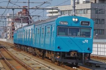 JR西日本 国鉄103系電車 鉄道フォト・写真 by FM-805Dさん 鶴ケ丘駅：2011年06月25日08時ごろ