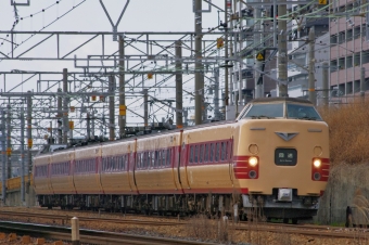 JR西日本 国鉄381系電車 鉄道フォト・写真 by FM-805Dさん 千里丘駅：2013年02月16日09時ごろ