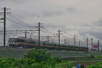 JR東海383系電車 （ワイドビュー）しなの(特急) 鉄道フォト・写真 by FM-805Dさん 上牧駅 (大阪府)：2015年05月16日09時ごろ
