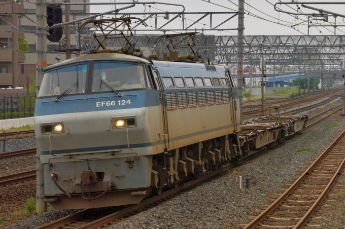 鉄道フォト・写真：JR貨物 EF66 EF66-124 茨木駅 鉄道フォト・写真 by FM-805Dさん - 撮影日 2015/05/16 12:31