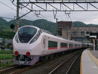 JR東日本E657系電車 鉄道フォト・写真 by FM-805Dさん 島本駅：2011年05月22日05時ごろ