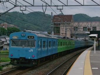 JR西日本 国鉄103系電車 鉄道フォト・写真 by FM-805Dさん 島本駅：2011年05月27日06時ごろ
