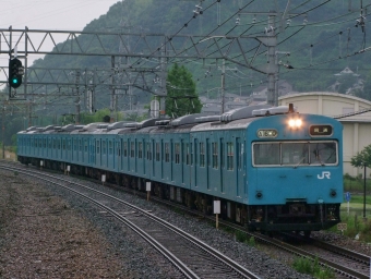 JR西日本 国鉄103系電車 鉄道フォト・写真 by FM-805Dさん 島本駅：2011年06月08日06時ごろ