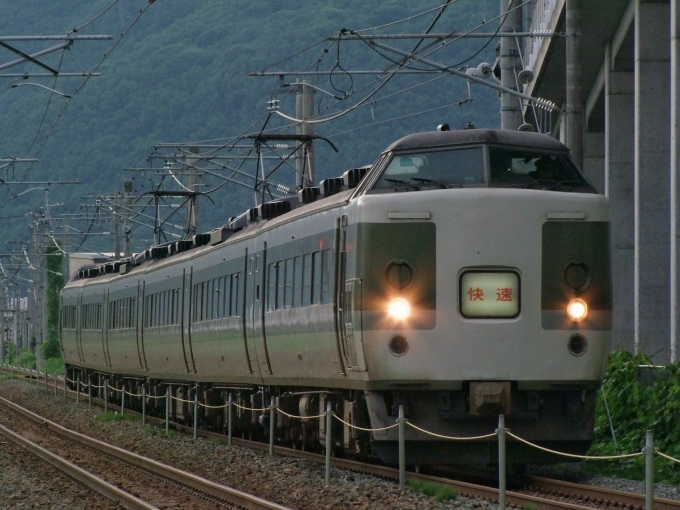 JR東日本 国鉄189系電車 鉄道フォト・写真 by FM-805Dさん 上田駅 (しなの鉄道)：2011年07月30日17時ごろ