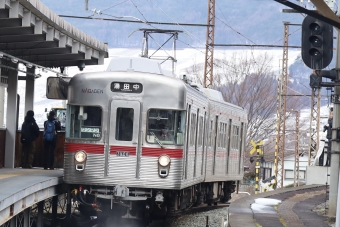 長野電鉄3500系電車 モハ3500形(Mc1) 3508 鉄道フォト・写真 by ひかみなさん 湯田中駅：2023年01月15日10時ごろ