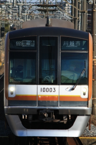 東京メトロ10000系電車 編成表 | レイルラボ(RailLab)