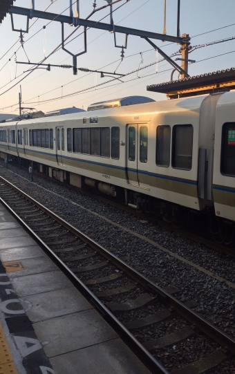 JR西日本 モハ221形 モハ221-7 鉄道フォト・写真 by 沙耶さん ：2022年11月12日07時ごろ
