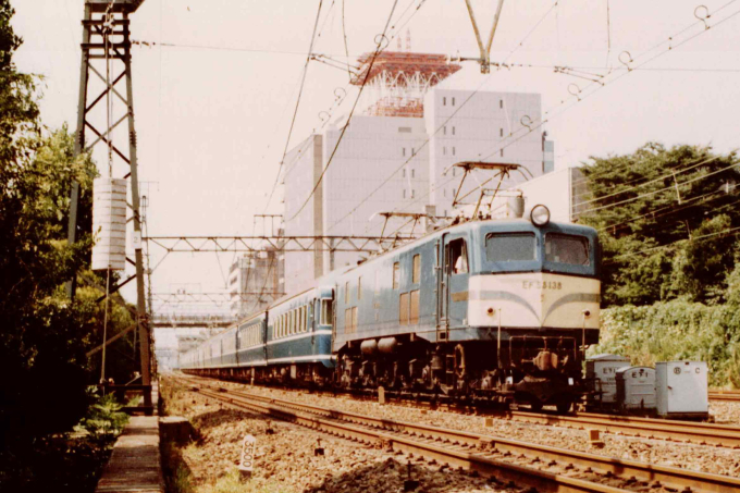 国鉄EF58形電気機関車 銀河 EF58 138 大森駅 (東京都) 鉄道フォト