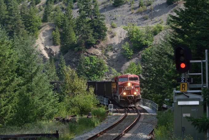 鉄道フォト・写真：Canadian Pacific Railway GE ES44AC 8740 Boston Bar, BC Canada 鉄道フォト・写真 by 小弦さん - 撮影日 2019/06/16 10:09