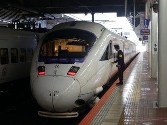 JR九州 クロハ884形 クロハ884-7 鉄道フォト・写真 by 一般人よりは電車好きな人さん 博多駅 (JR)：2023年01月25日15時ごろ